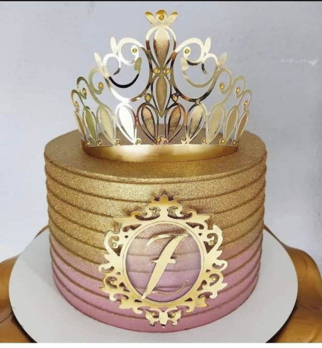 Arquivo de Corte Topo de Bolo Coroa 3d Princesa Realeza -038