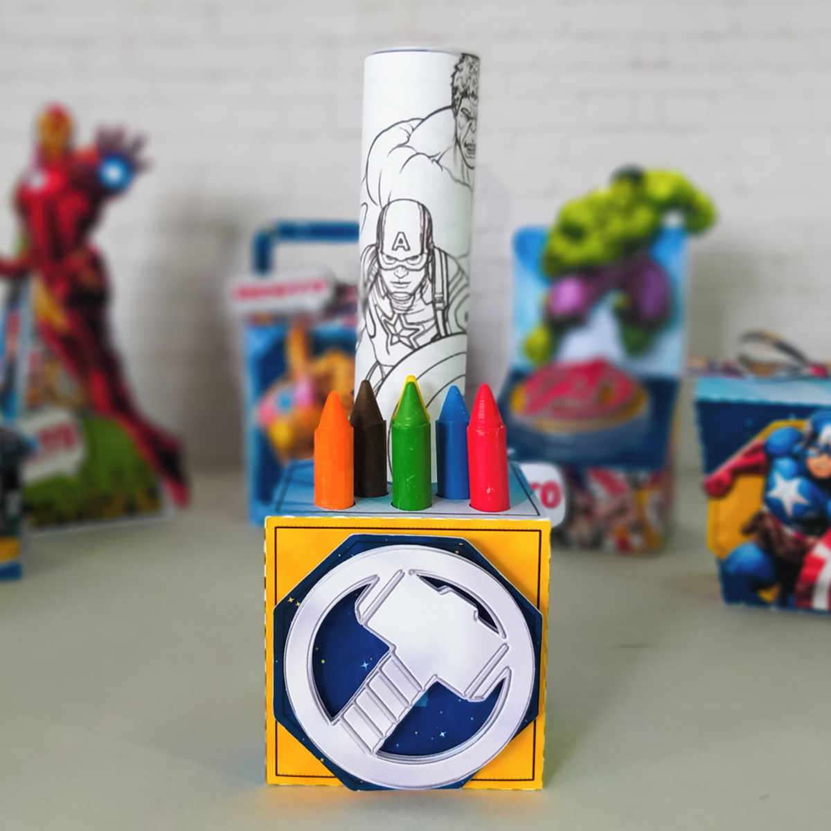 Vingadores 1 - Artes em Studio e pdf - 1903 - Imagem 2