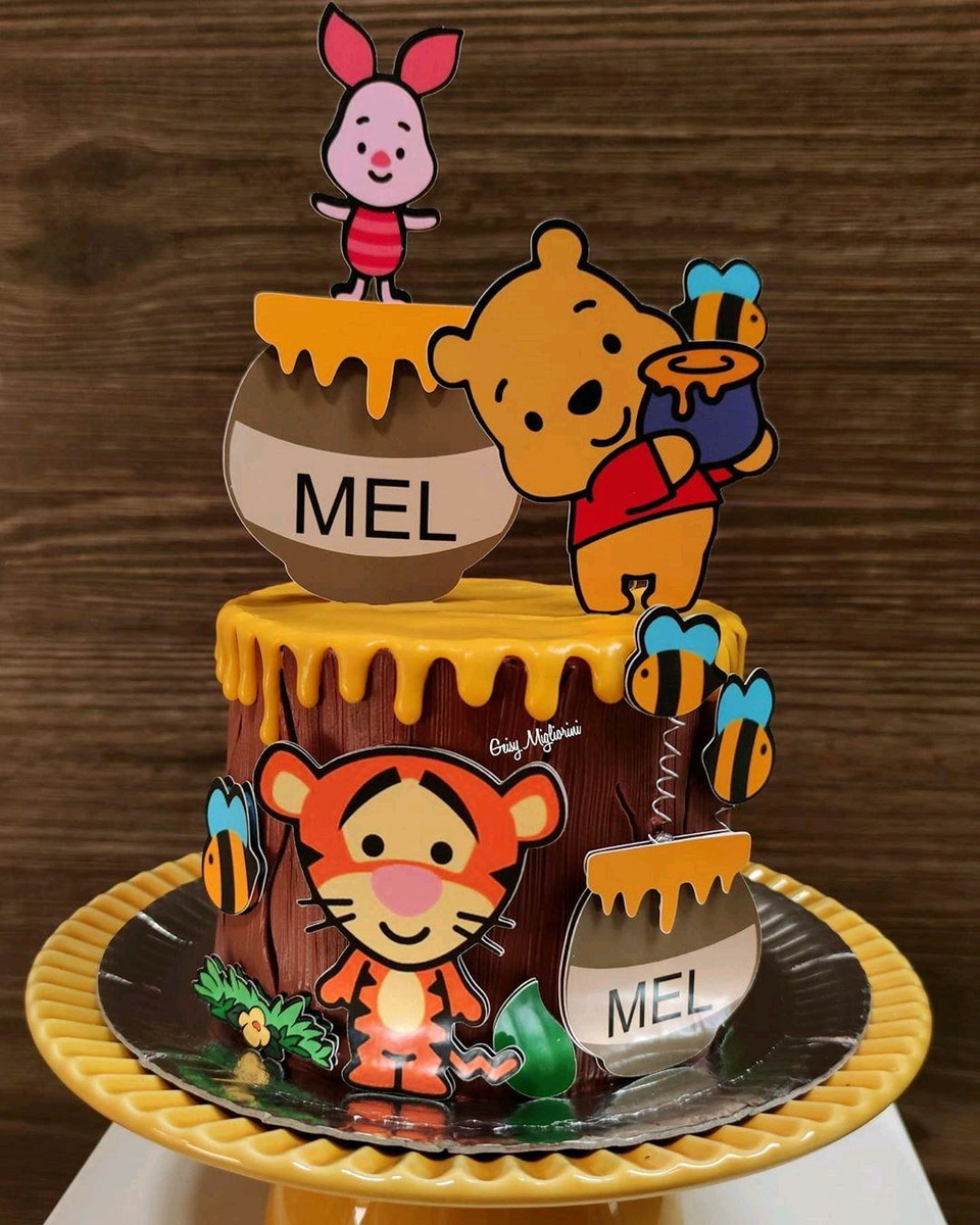 REF.08 Arquivo Corte Topo de Bolo Ursinho Pooh cute