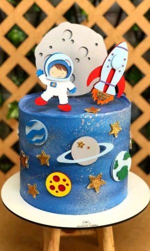 Arquivo de Corte Topo de Bolo Astronauta Studio (em Camadas)