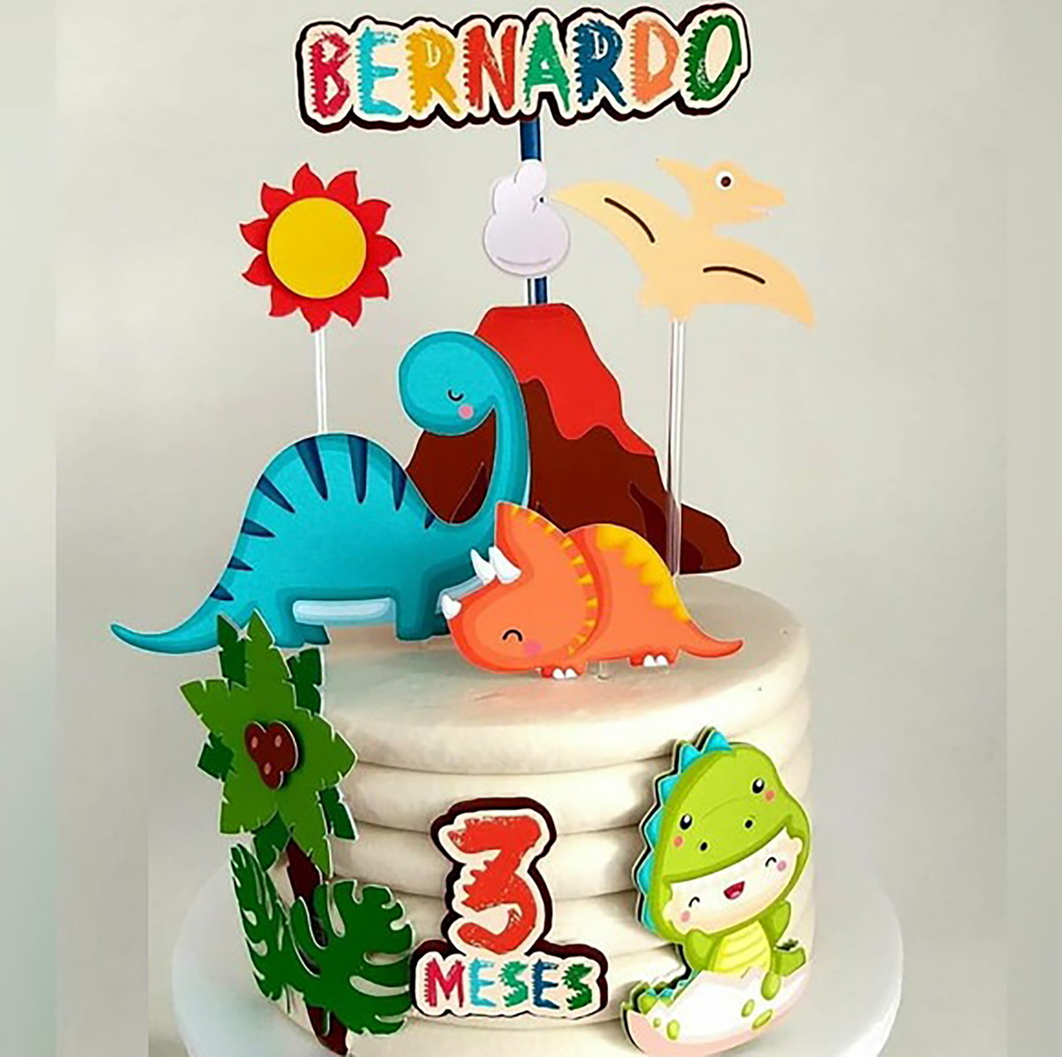 Arquivo de Corte: Topo de Bolo Dinossauro Cute 030