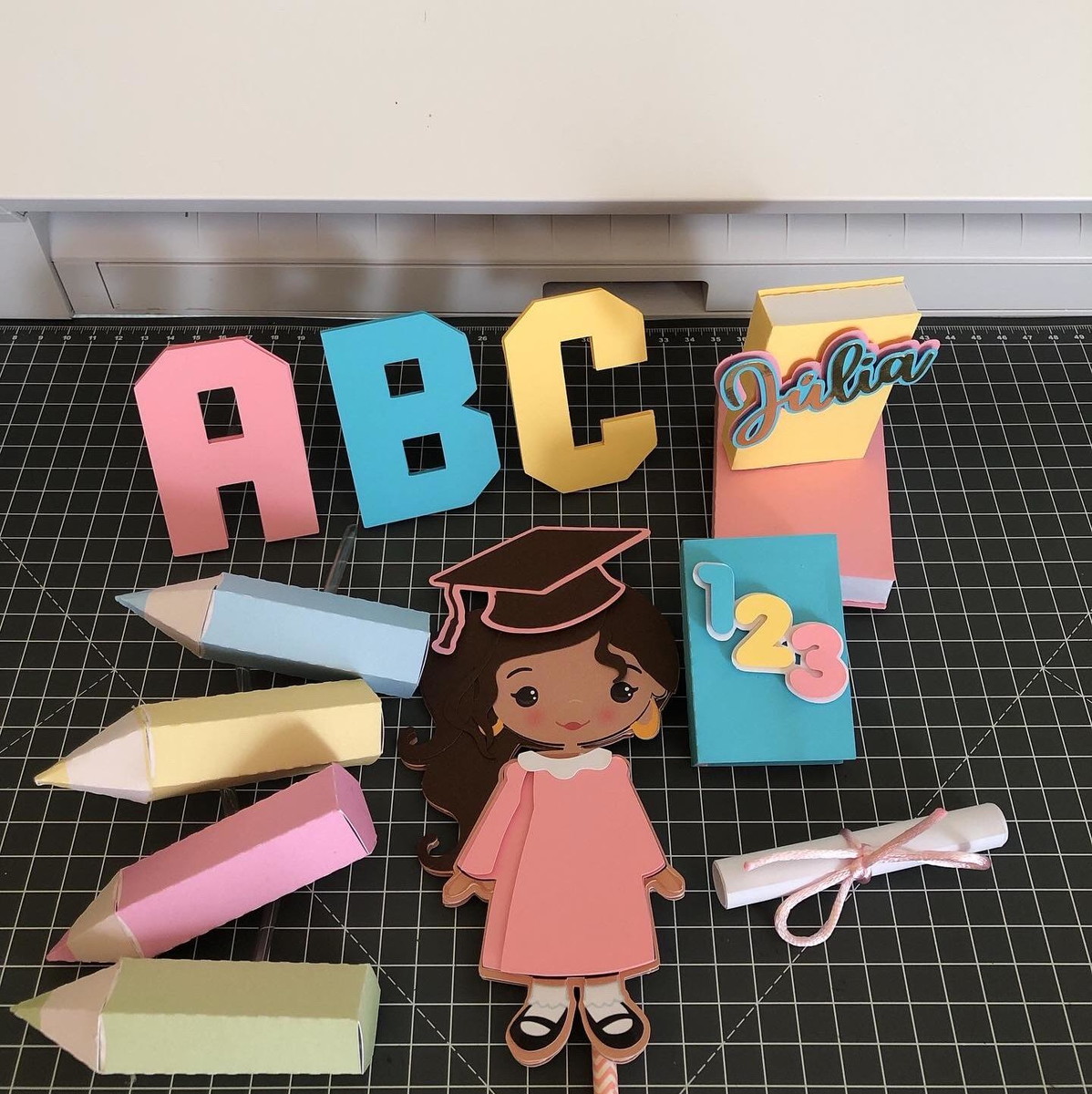 Arquivo de Corte Topo de Bolo Formatura do Abc em Camadas - Imagem 2