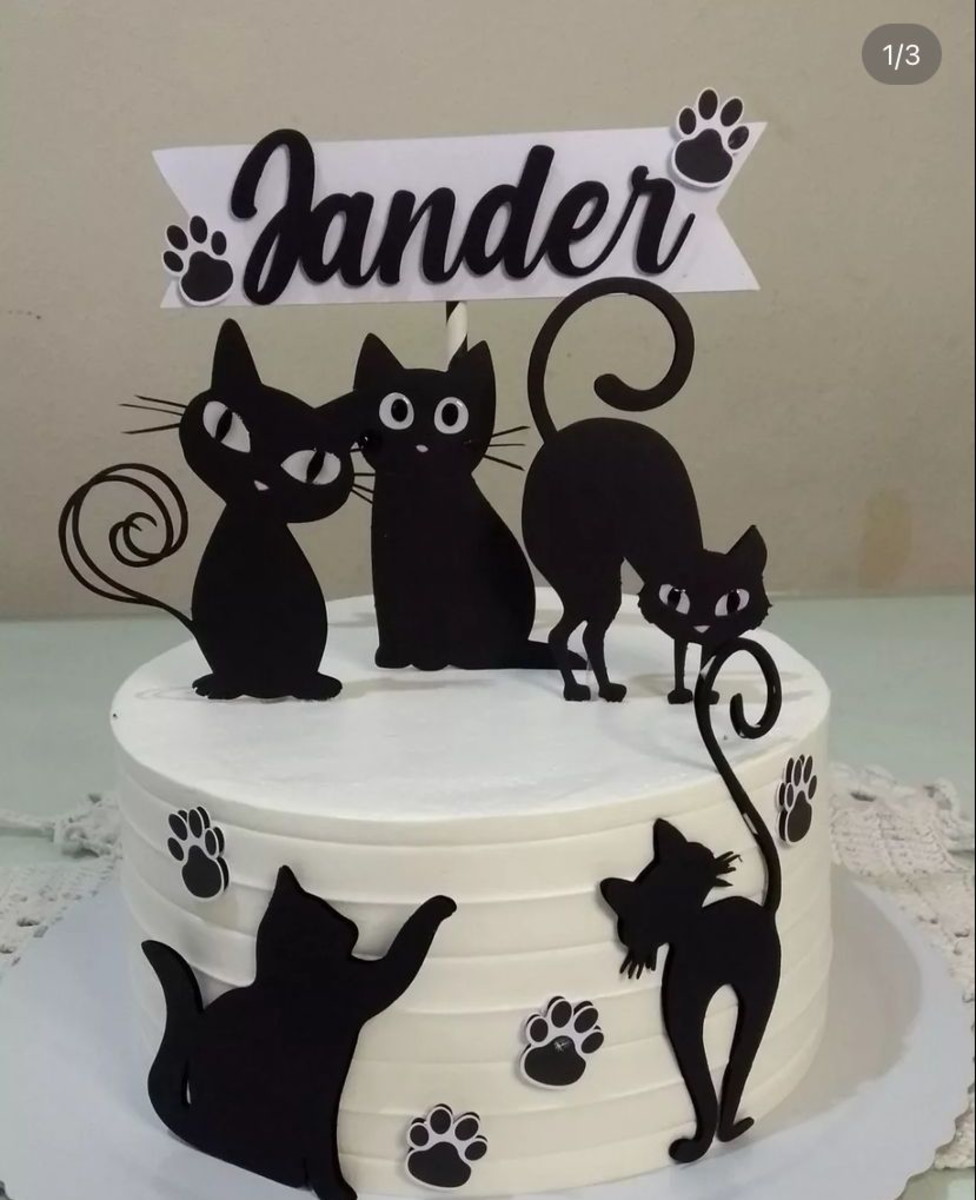 Arquivo de Corte Topo de Bolo Gatinhos Pretos Camadas