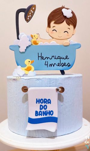 Arquivo de Corte: Topo de Bolo Menino Hora do Banho 004