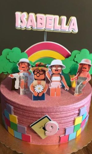 Arquivo de Corte Topo de Bolo Roblox Menina18