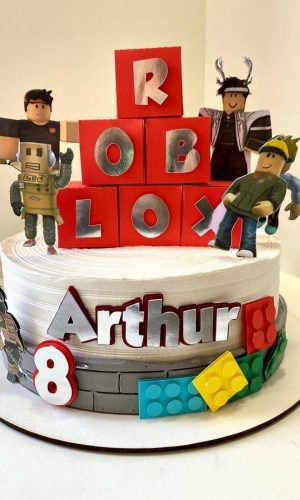 Arquivo de corte topo de bolo Roblox