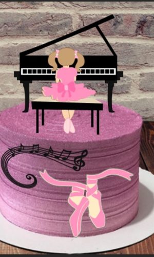Arquivo de Corte Topo de Bolo Menina e o Piano em Camadas.