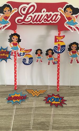Arquivo silhouette topo de bolo mulher Maravilha 07