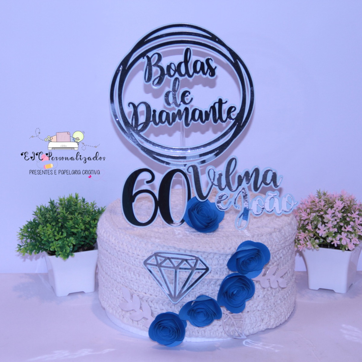 Topo de Bolo Personalizado. Tema: Bodas de Diamante