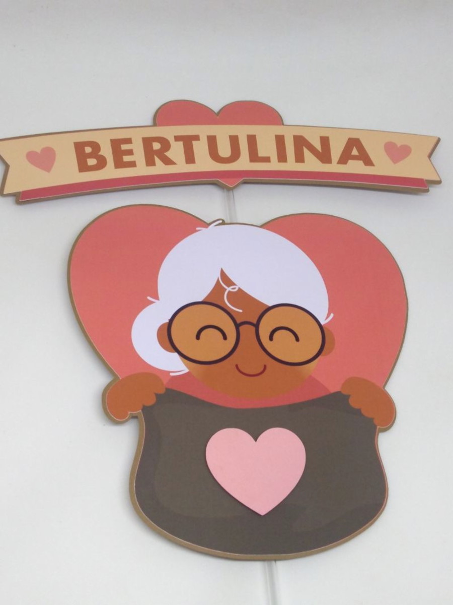 ARQUIRVO DE CORTE-TOPO DE BOLO-TOPO DE BOLO 001-IDOSA CUTE