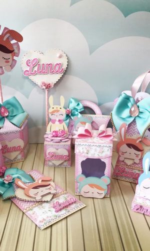 Arquivo de Corte Boneca Metoo Doll