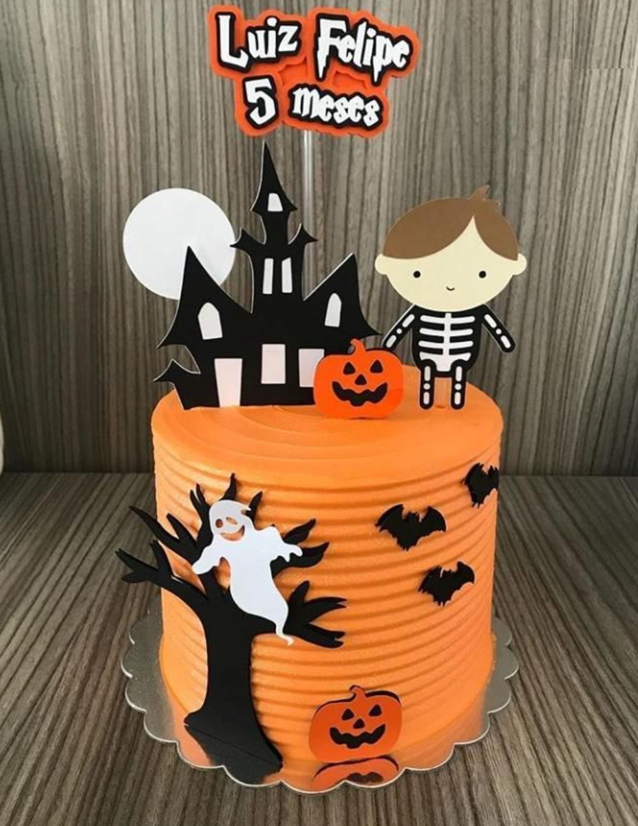 Arquivo de Corte Topo de Bolo Halloween em Camadas 1447