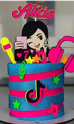 Arquivo de Corte Topo de Bolo Menina com Celular Tik Tok 009