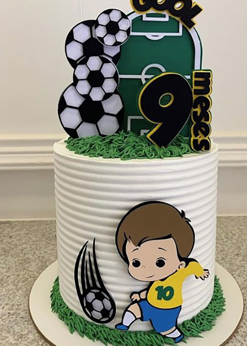 Arquivo de Corte: Topo de Bolo Menino Futebol 007