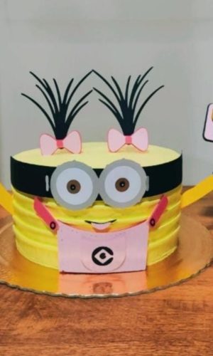 Arquivo de Corte Topo de Bolo Minions Menina - Studio e PDF