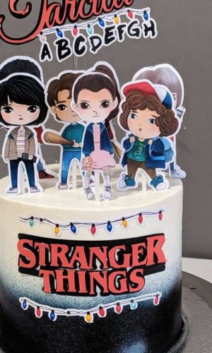 Arquivo de topo de bolo stranger things
