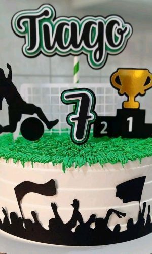 Arquivo silhouette topo de bolo futebol