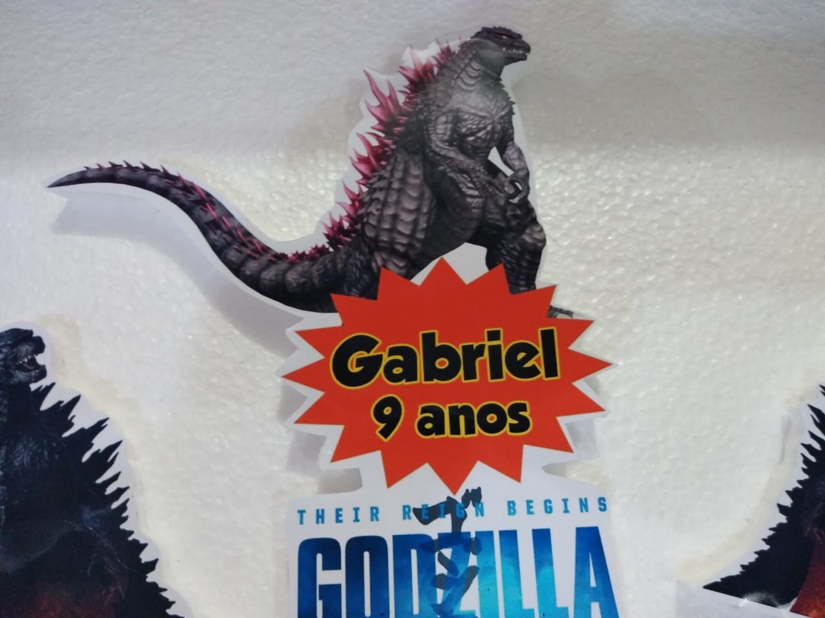 Godzilla topo de bolo personalizado - Imagem 4