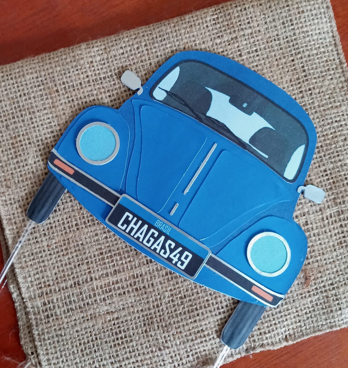 Topo de Bolo Fusca em camadas - Imagem 3