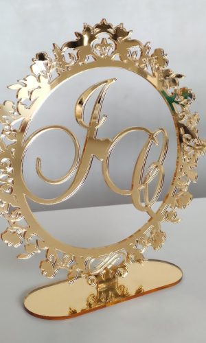 Topo de Bolo Monograma com as Iniciais do Casal em Acrílico