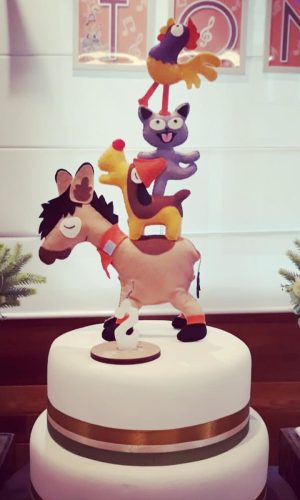 Topo de Bolo Personalizado Saltimbancos