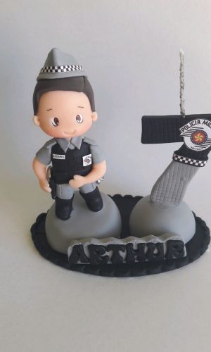 Topo de bolo policial