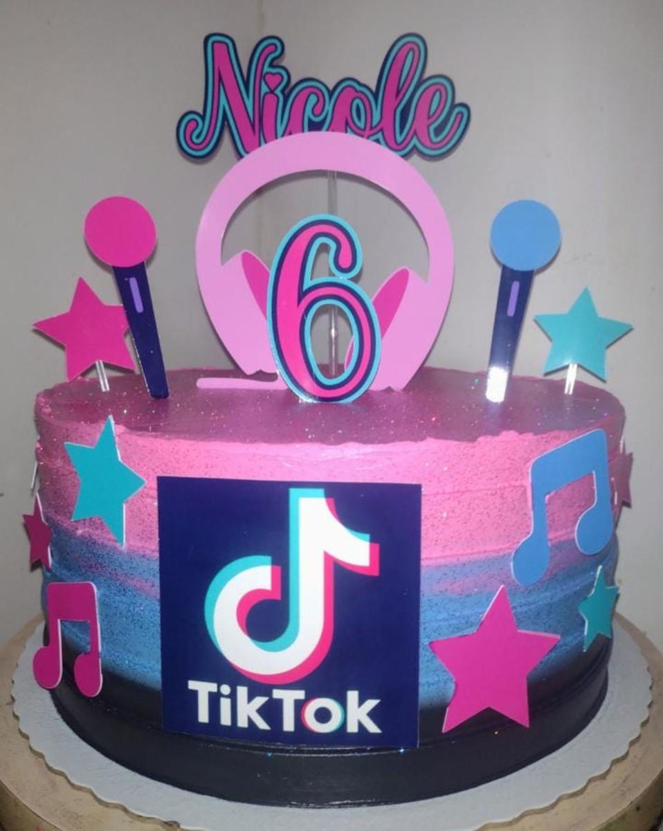 Topo de Bolo Tik Tok