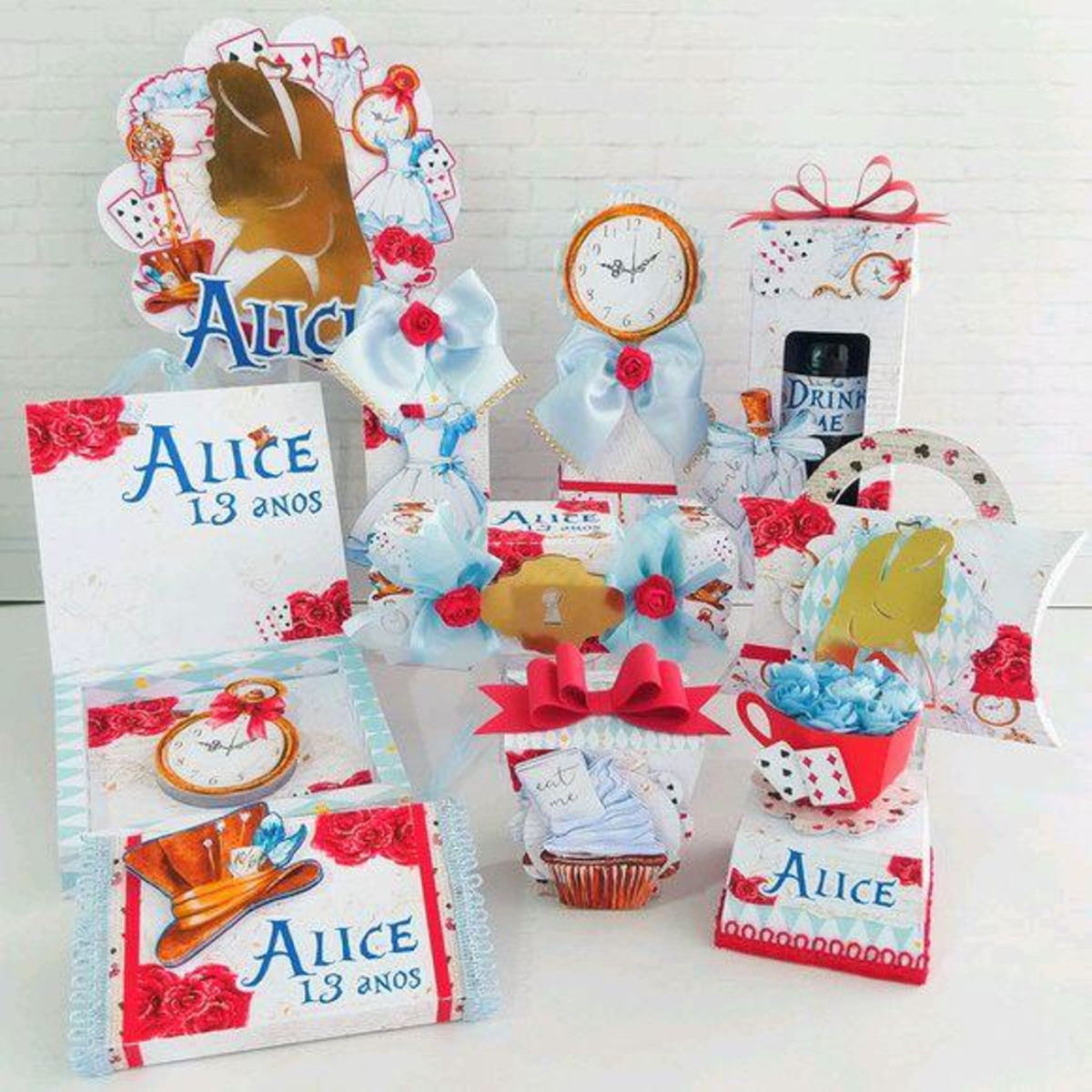 ARQUIVO CORTE ALICE NO PAIS DAS MARAVILHAS #7060 PDF STUDIO