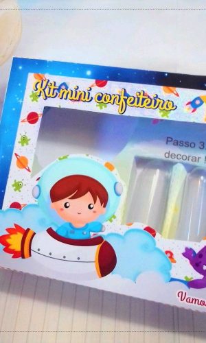 ARQUIVO CORTE PASCOA CAIXA MINI CONFEITEIRO ASTRONAUTA #3131