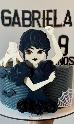 Arquivo Corte Topo de Bolo Wandinha Familia Addams 020