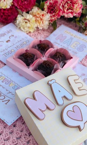 Arquivo de Corte Caixa 4 Doces Dia das Mães Studio/pdf