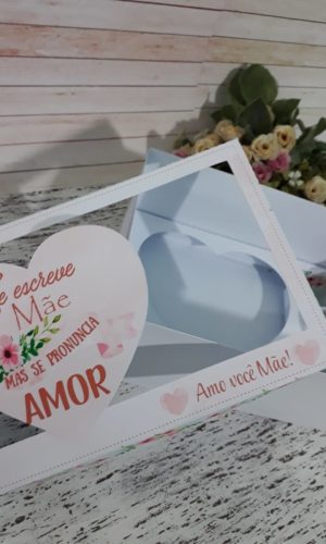 Arquivo digital para 3 doces e coração dia das Maes