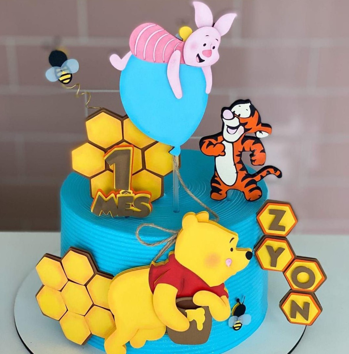 Arquivo de Corte: Topo de Bolo em Camadas Ursinho Pooh 012