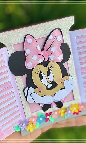 Arquivo de Corte: Topo de Bolo Minnie na Janela 010