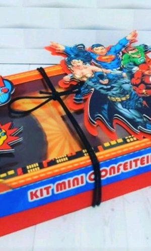 ARQUIVO DE PASCOA CAIXA MINI CONFEITEIRO VINGADORES #3487