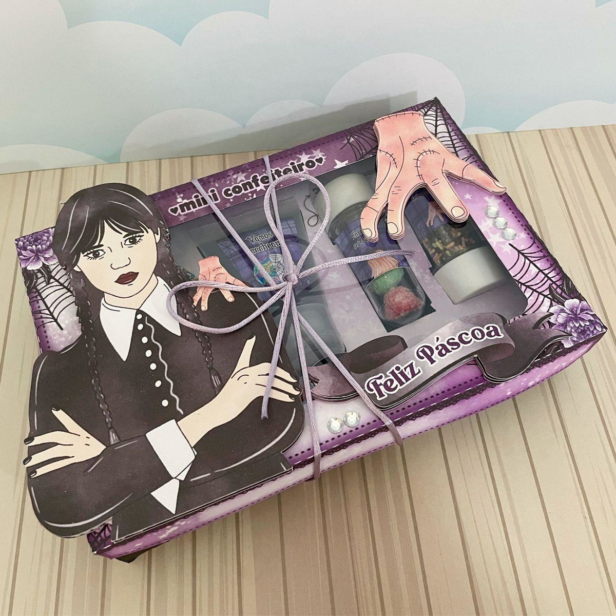 Arquivo Páscoa Caixa Mini Confeiteiro Wandinha #15757 - Imagem 5