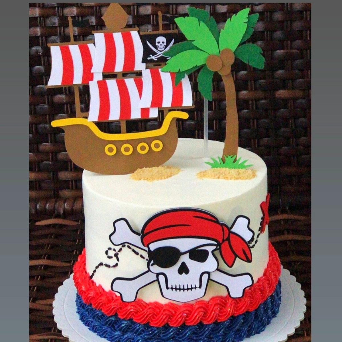 Arquivo Topo de Bolo - Pirata