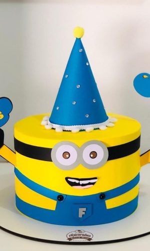 Arquivo de Corte: Topo de Bolo Minions 001