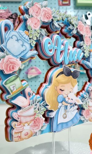 Topo de Bolo Alice no País das Maravilhas