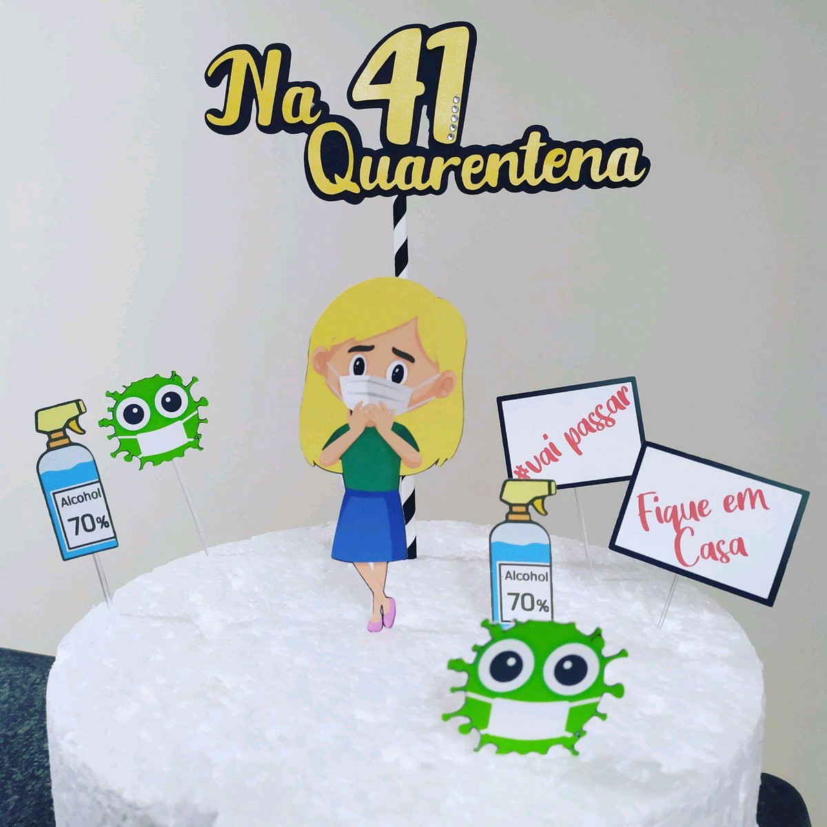Topo de Bolo Quarentena