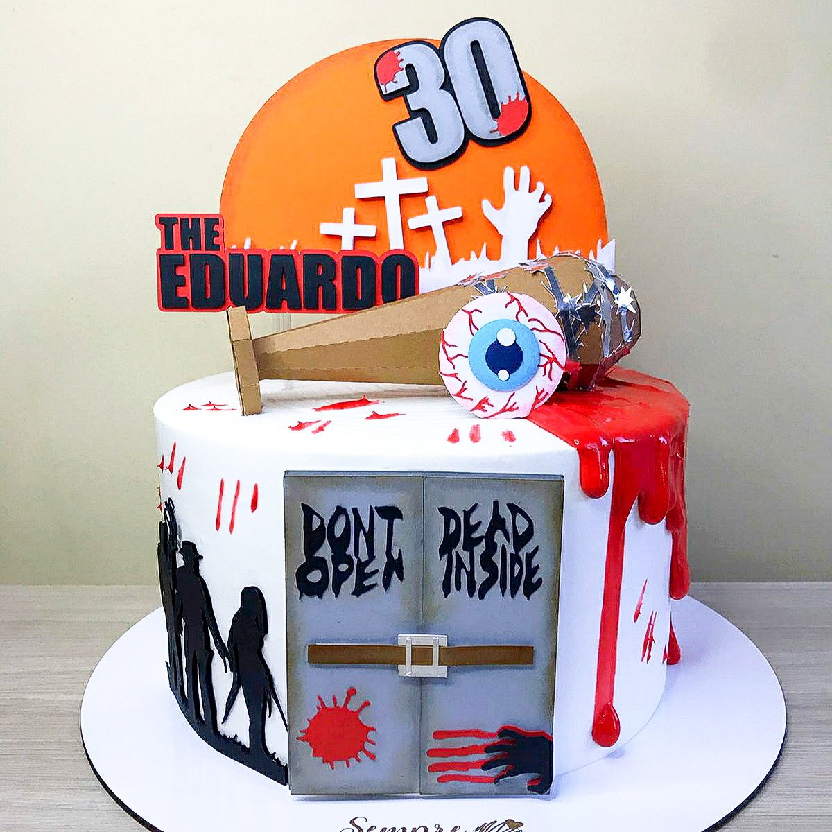 Topo de Bolo Walking Dead